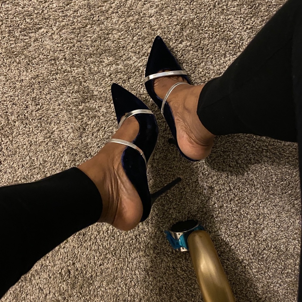 Heels - Picture 6 of 8
